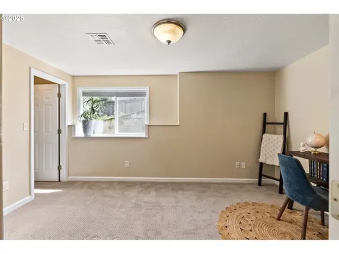 2965 W 19th Avenue Eugene OR 97405