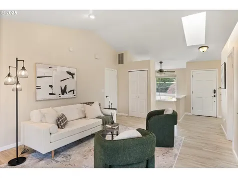 2965 W 19th Avenue Eugene OR 97405