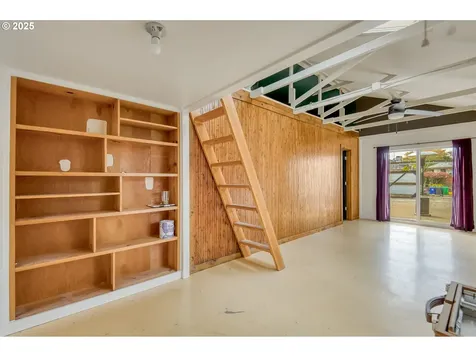 14 NE 56th Avenue Portland OR 97213