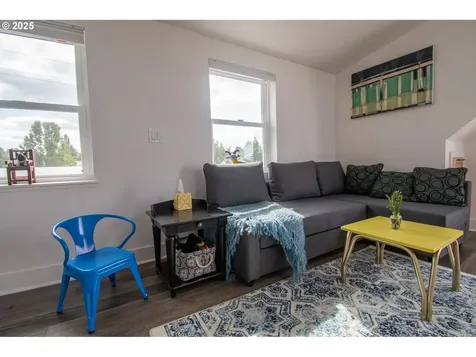 14 NE 56th Avenue Portland OR 97213