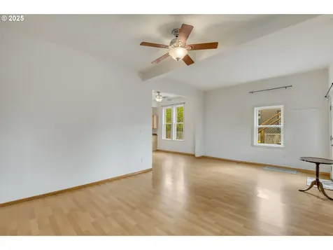 14 NE 56th Avenue Portland OR 97213