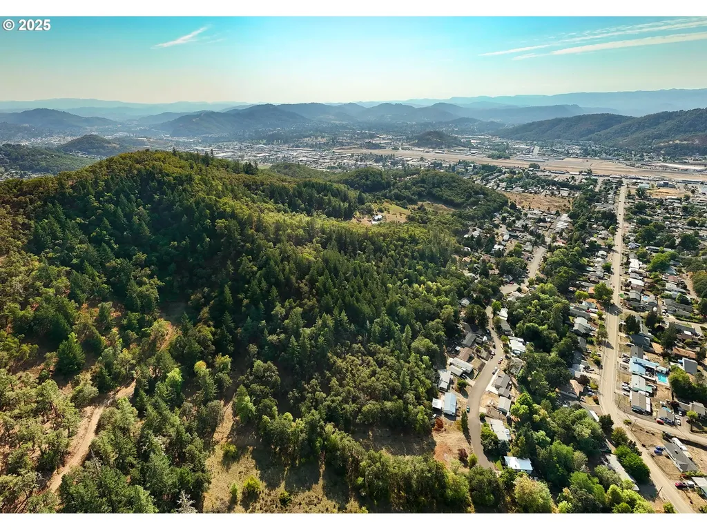 0 NE Carmen Street Roseburg OR 97470