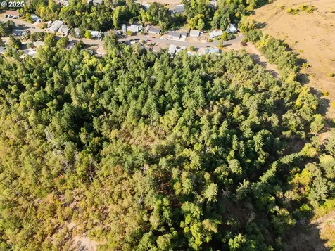 0 NE Carmen Street Roseburg OR 97470