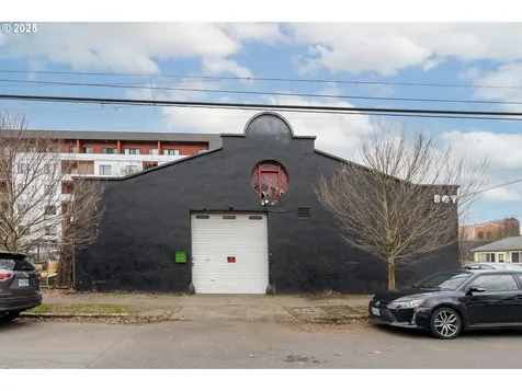 311 NE Shaver Street Portland OR 97212