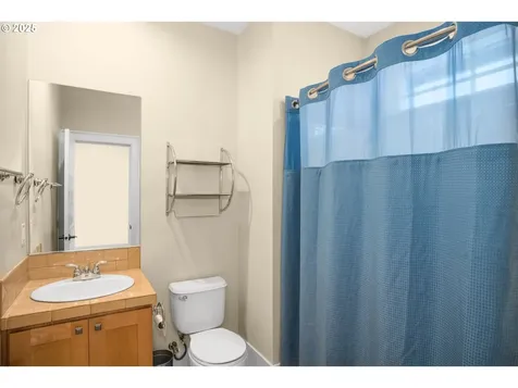 10546 SW Windwood Way Portland OR 97225