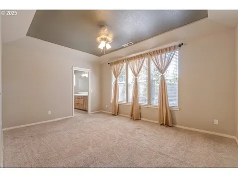 916 NE 73rd Avenue Hillsboro OR 97124