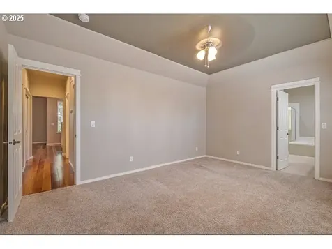 916 NE 73rd Avenue Hillsboro OR 97124