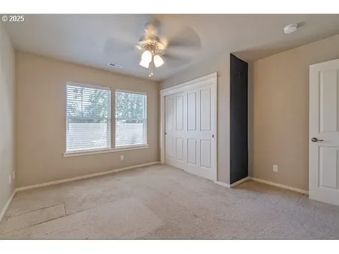 916 NE 73rd Avenue Hillsboro OR 97124