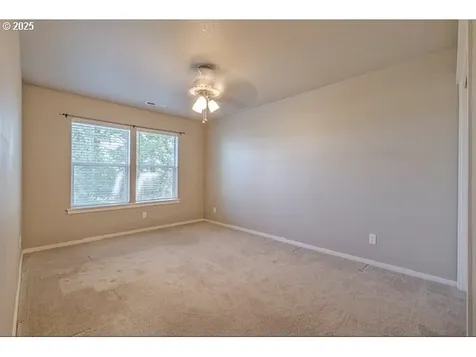 916 NE 73rd Avenue Hillsboro OR 97124