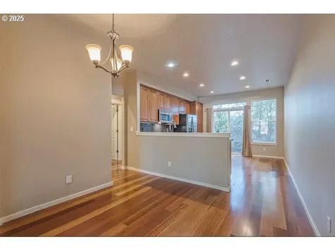 916 NE 73rd Avenue Hillsboro OR 97124
