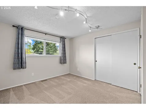 12115 SW 124th Avenue Portland OR 97223