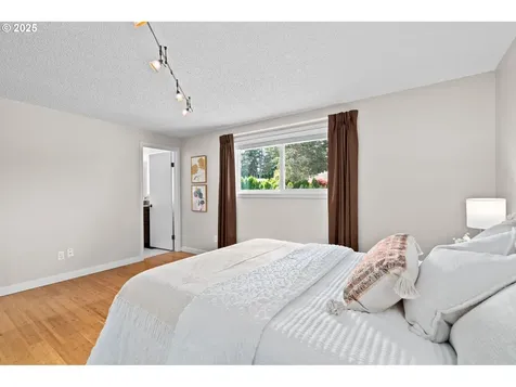 12115 SW 124th Avenue Portland OR 97223