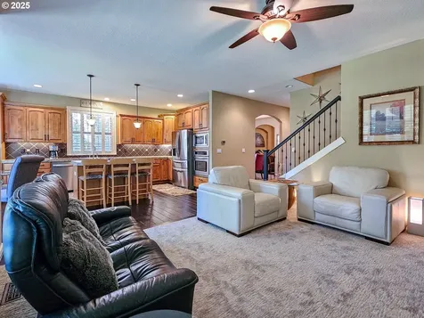 16023 Moss Lake Way Oregon City OR 97045