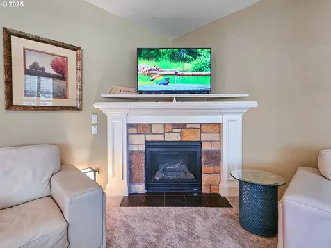16023 Moss Lake Way Oregon City OR 97045