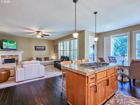 16023 Moss Lake Way Oregon City OR 97045