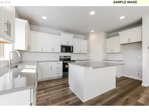 651 S 5th Street Carlton OR 97111