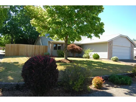 591 SW Filbert Street Mcminnville OR 97128