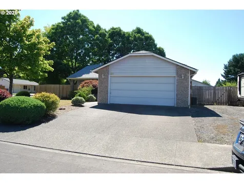 591 SW Filbert Street Mcminnville OR 97128