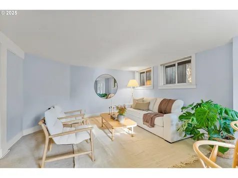 1990 SE Mulberry Avenue Portland OR 97214