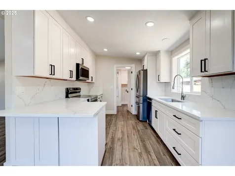 3277 Mcnaught Street Woodburn OR 97071