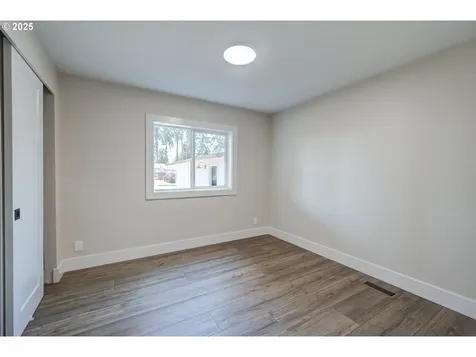 3277 Mcnaught Street Woodburn OR 97071