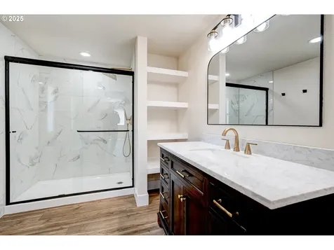 3277 Mcnaught Street Woodburn OR 97071
