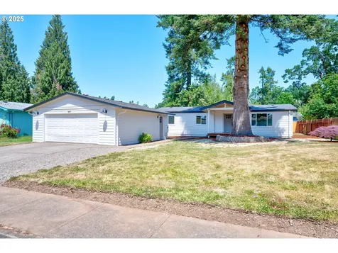 3277 Mcnaught Street Woodburn OR 97071
