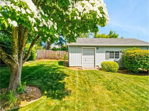 12439 SE Ashley Street Clackamas OR 97015