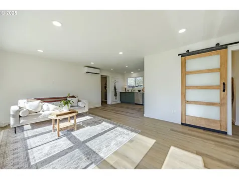 885 Snell Street Eugene OR 97405