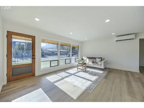 885 Snell Street Eugene OR 97405