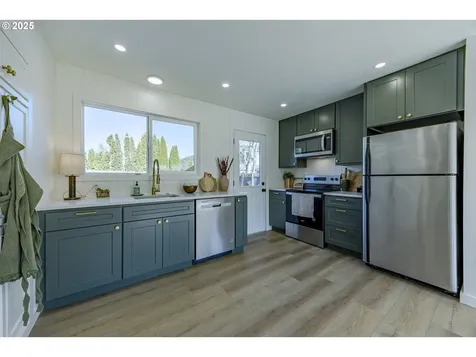 885 Snell Street Eugene OR 97405