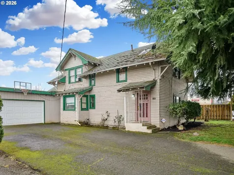1740 Hardcastle Avenue Woodburn OR 97071