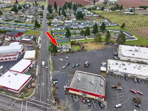 1740 Hardcastle Avenue Woodburn OR 97071