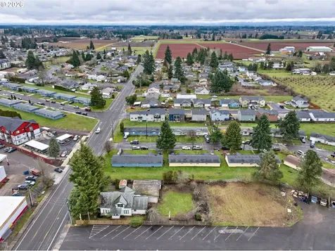 1740 Hardcastle Avenue Woodburn OR 97071
