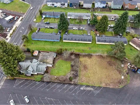 1740 Hardcastle Avenue Woodburn OR 97071
