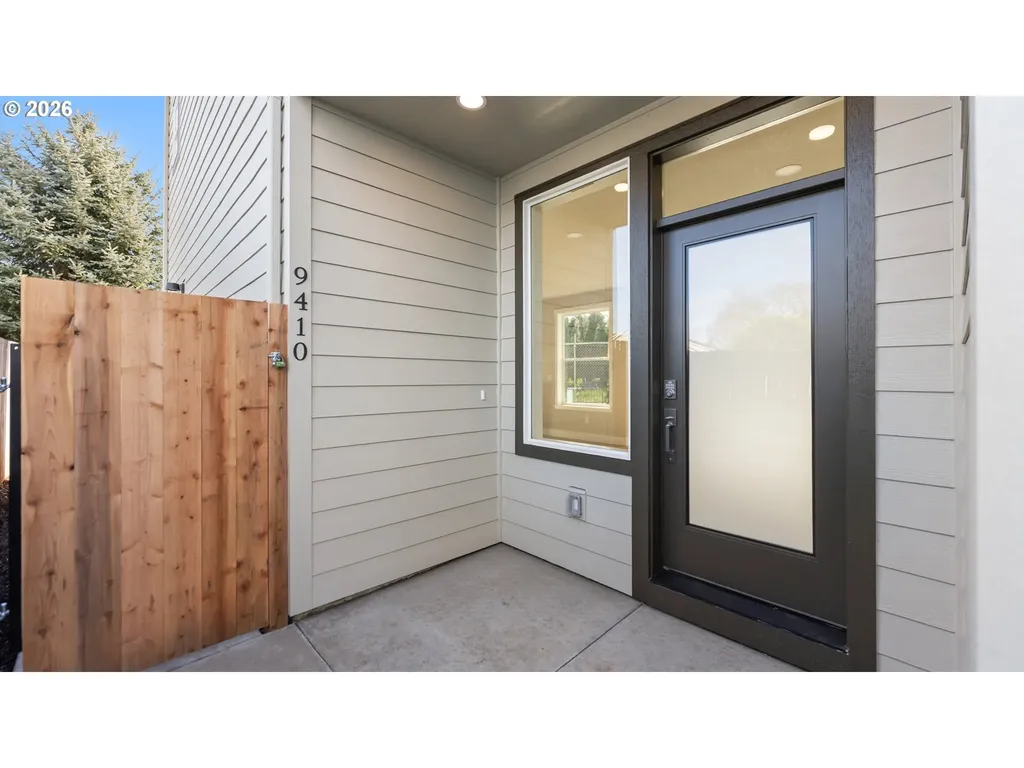 9410 N Saint Louis Avenue Portland OR 97203