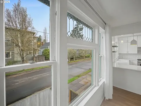 4074 NE 7th Avenue Portland OR 97212