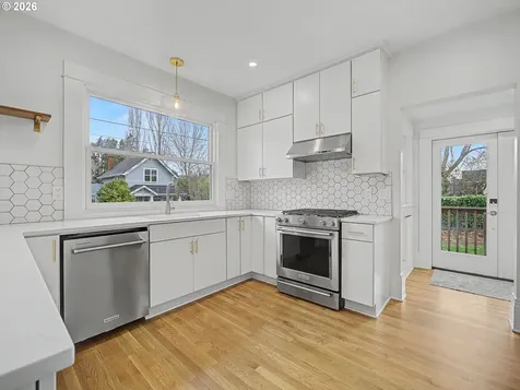 4074 NE 7th Avenue Portland OR 97212