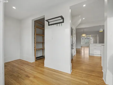 4074 NE 7th Avenue Portland OR 97212