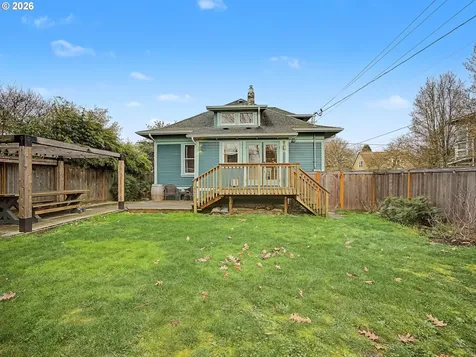 4074 NE 7th Avenue Portland OR 97212