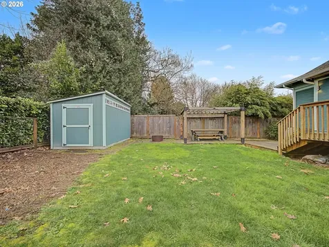4074 NE 7th Avenue Portland OR 97212