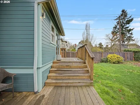 4074 NE 7th Avenue Portland OR 97212