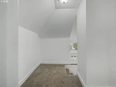 4074 NE 7th Avenue Portland OR 97212