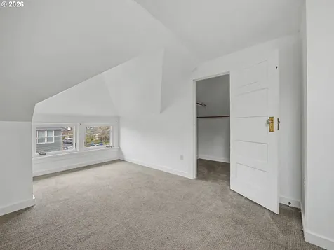 4074 NE 7th Avenue Portland OR 97212