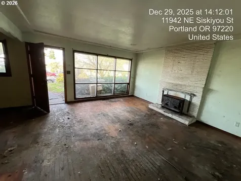 11942 NE Siskiyou Street Portland OR 97220