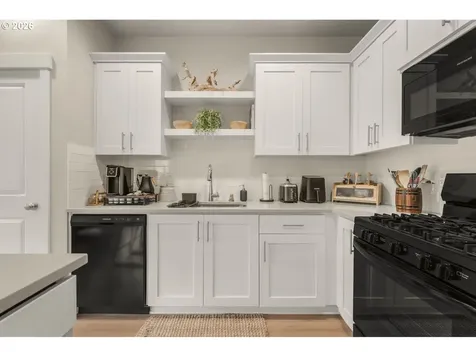 5923 NW Torchcrest Place Corvallis OR 97330