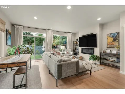 5923 NW Torchcrest Place Corvallis OR 97330