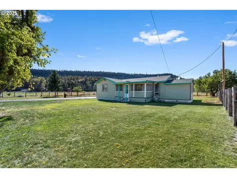 3360 NW Rimrock Acres Loop Prineville OR 97754