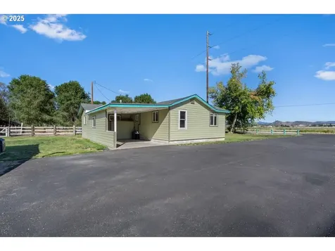 3360 NW Rimrock Acres Loop Prineville OR 97754
