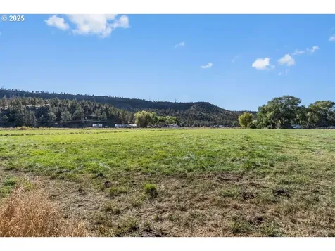 3360 NW Rimrock Acres Loop Prineville OR 97754